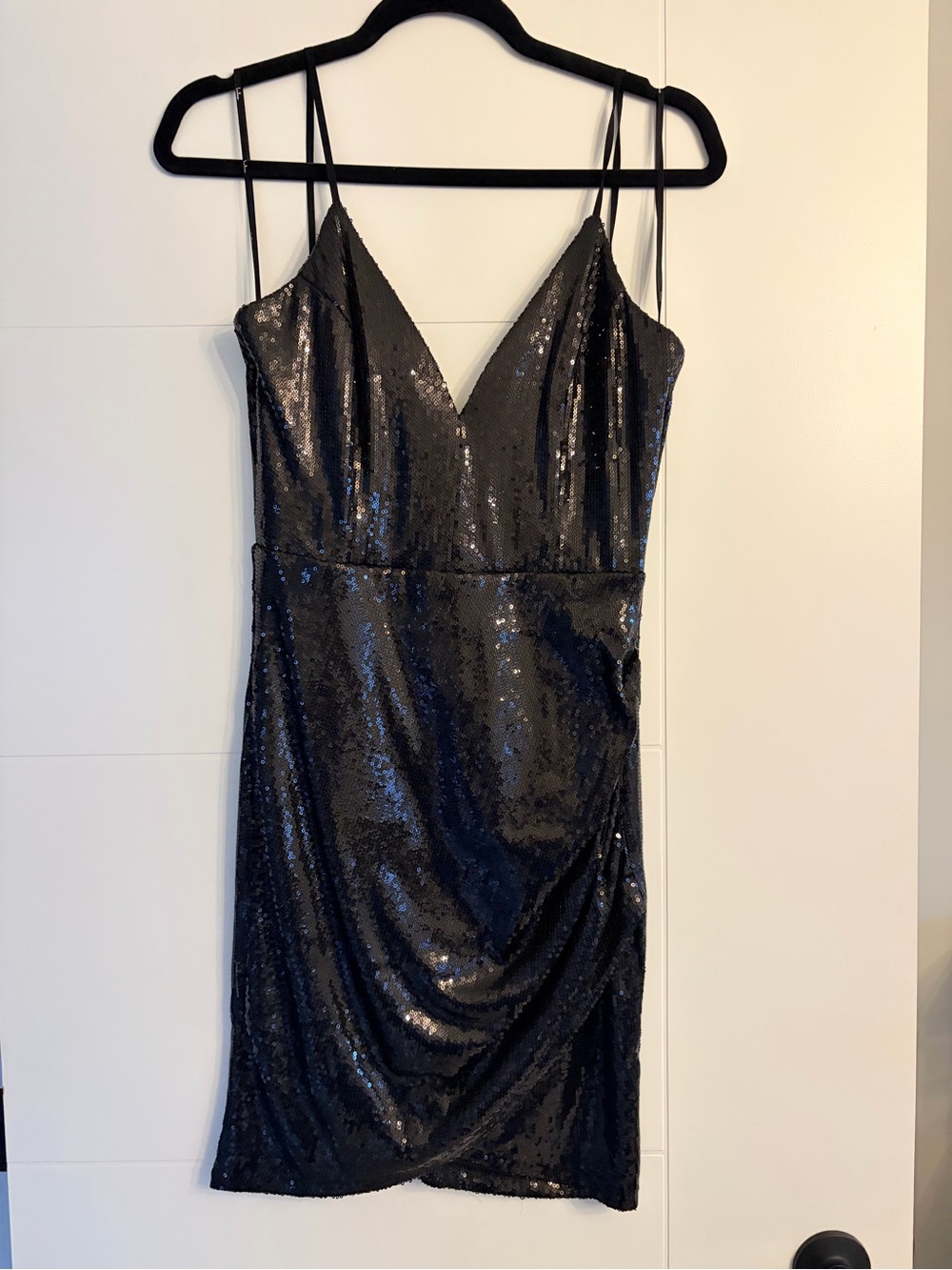 Lulus Sequin Dress with V-Neck (Black)